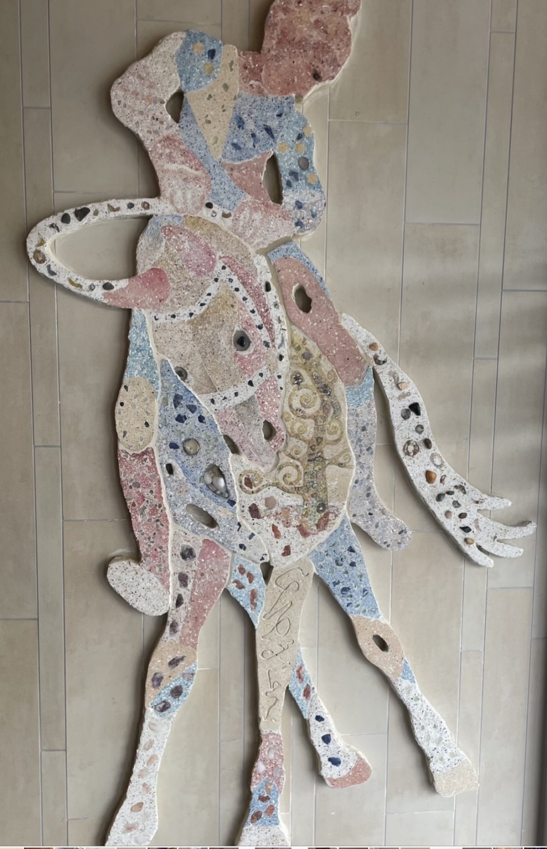 Wenenweg ingang rechts terazzo wandtegels